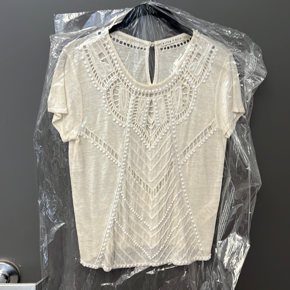 Alice & Olivia top